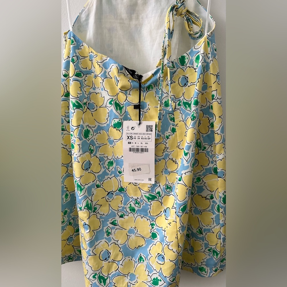 NWT Cut Out Floral Print Dress Size XS - Picture 6 of 9